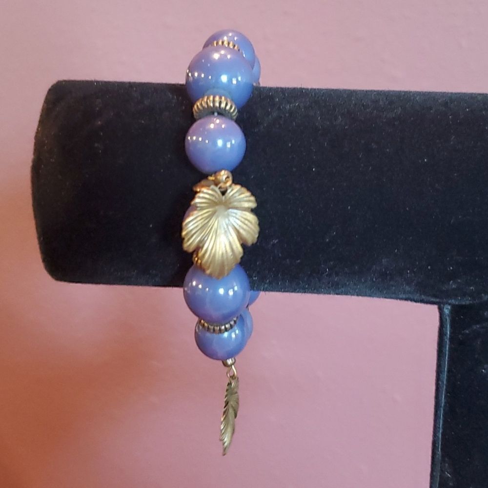 Vintage Bracelet from the 1950's! Blue lapis in color, Excellent Condition!